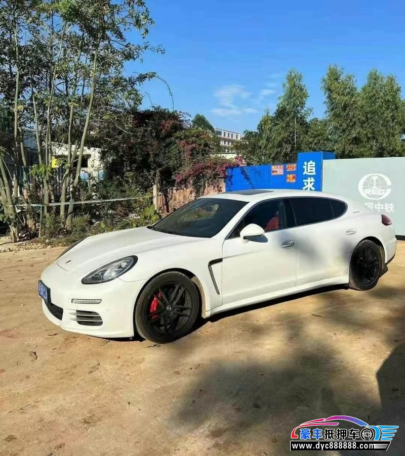 15年保时捷帕纳梅拉轿车抵押车出售