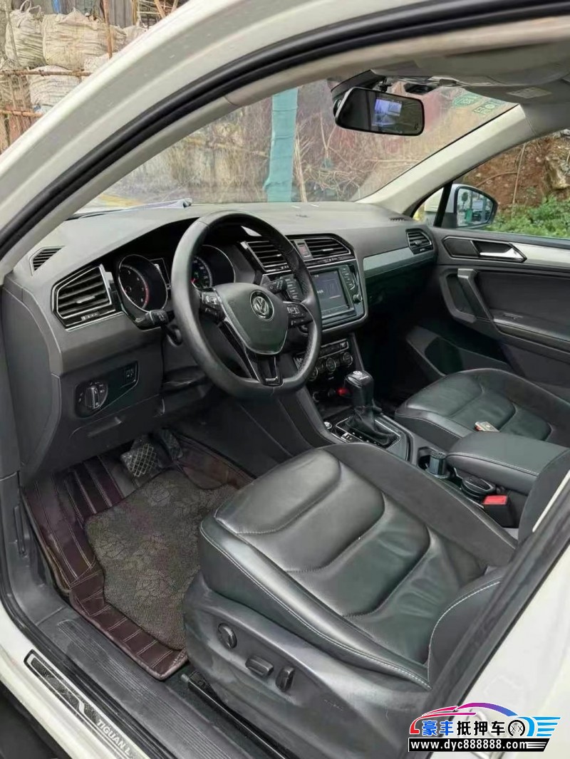 18年大众途观轿车抵押车出售