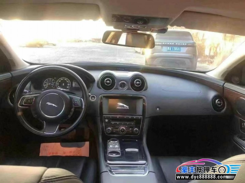 17年捷豹XJL轿车抵押车出售