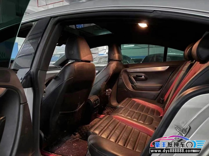 17年大众CC轿车抵押车出售