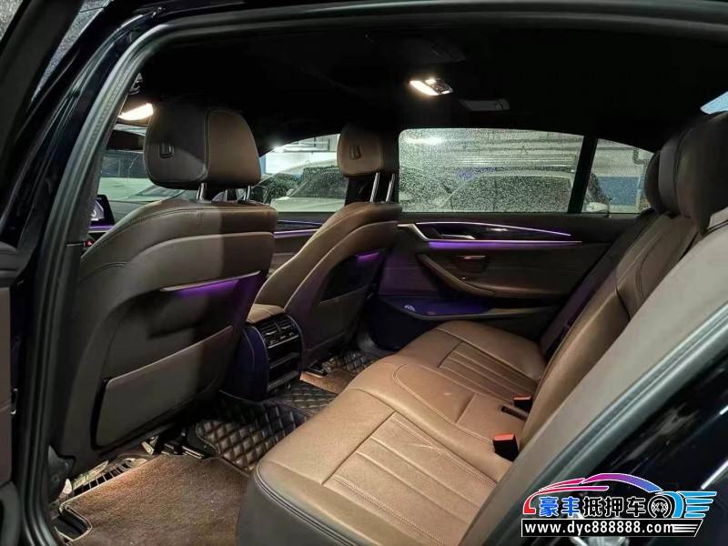 19年宝马5系轿车抵押车出售