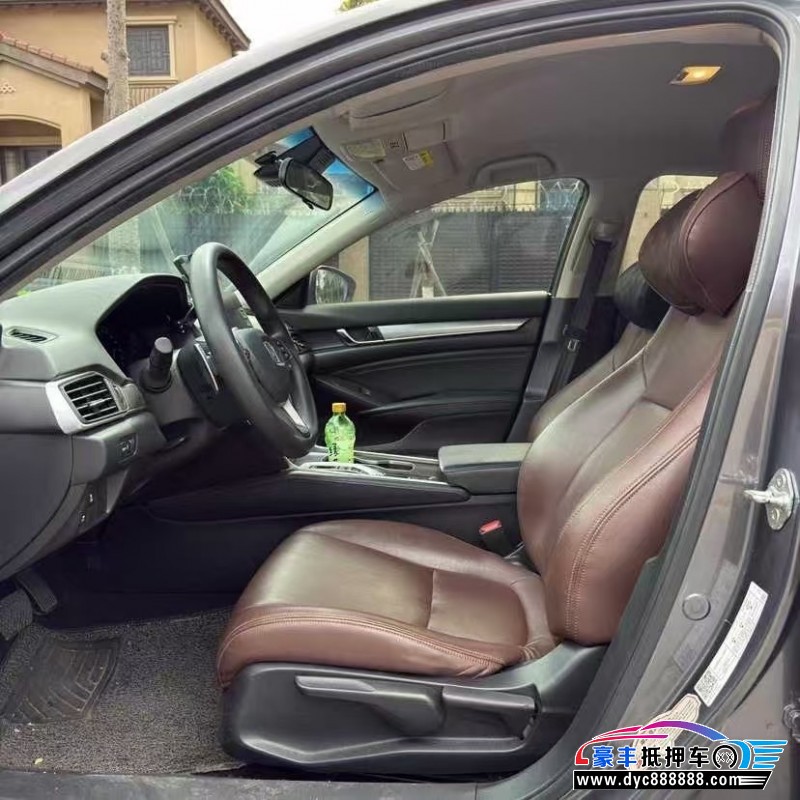 19年本田雅阁轿车抵押车出售