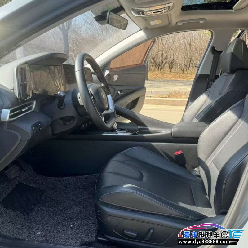 23年现代伊兰特轿车抵押车出售