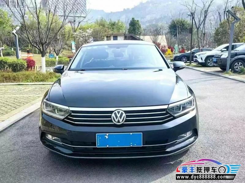 18年大众迈腾轿车抵押车出售