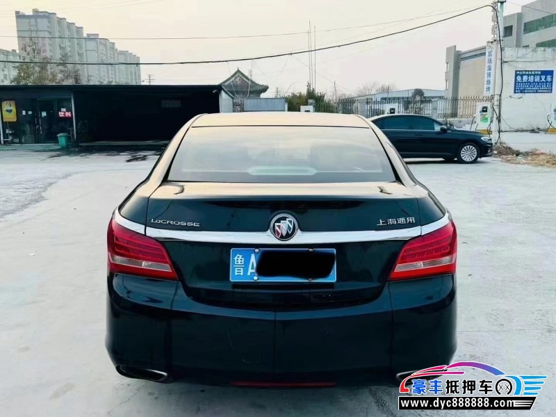 15年别克君越轿车抵押车出售