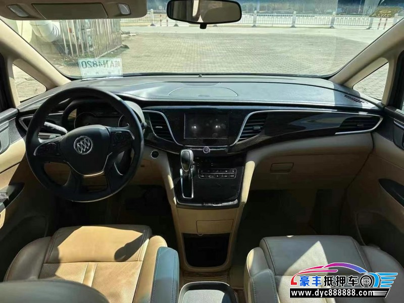 18年别克GL8MPV抵押车出售