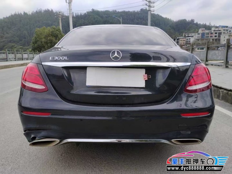 18年奔驰E轿车抵押车出售