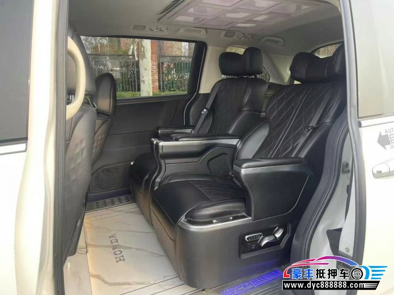 18年本田奥德赛轿车抵押车出售