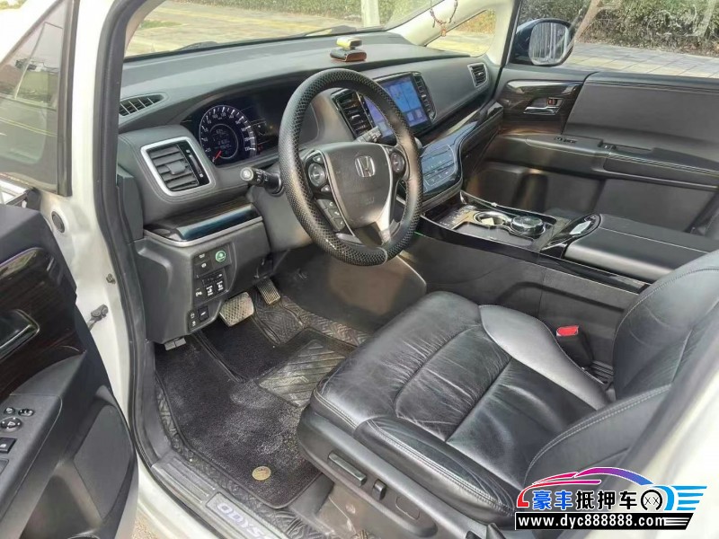 18年本田奥德赛轿车抵押车出售