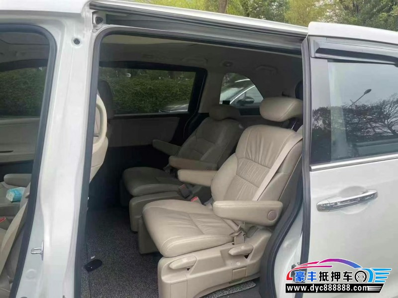 16年本田奥德赛轿车抵押车出售