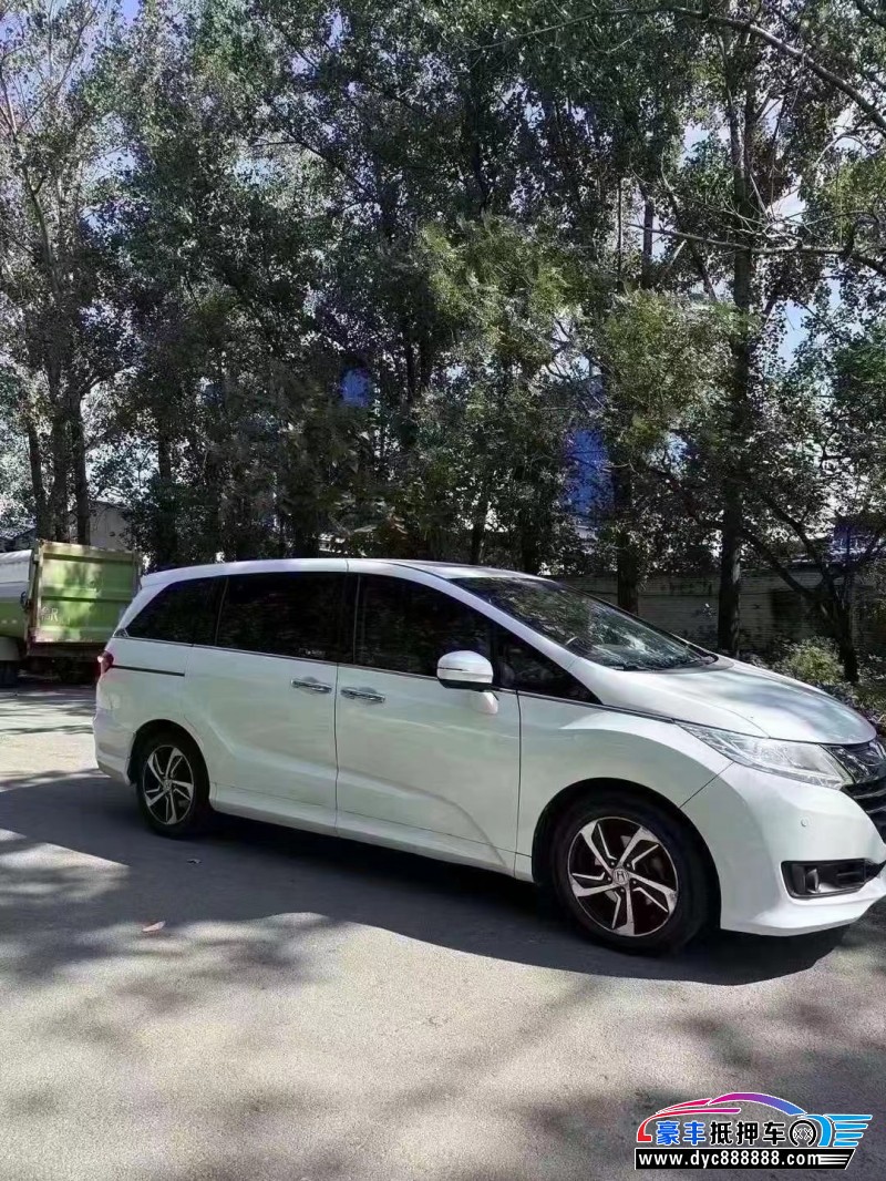 15年本田奥德赛轿车抵押车出售