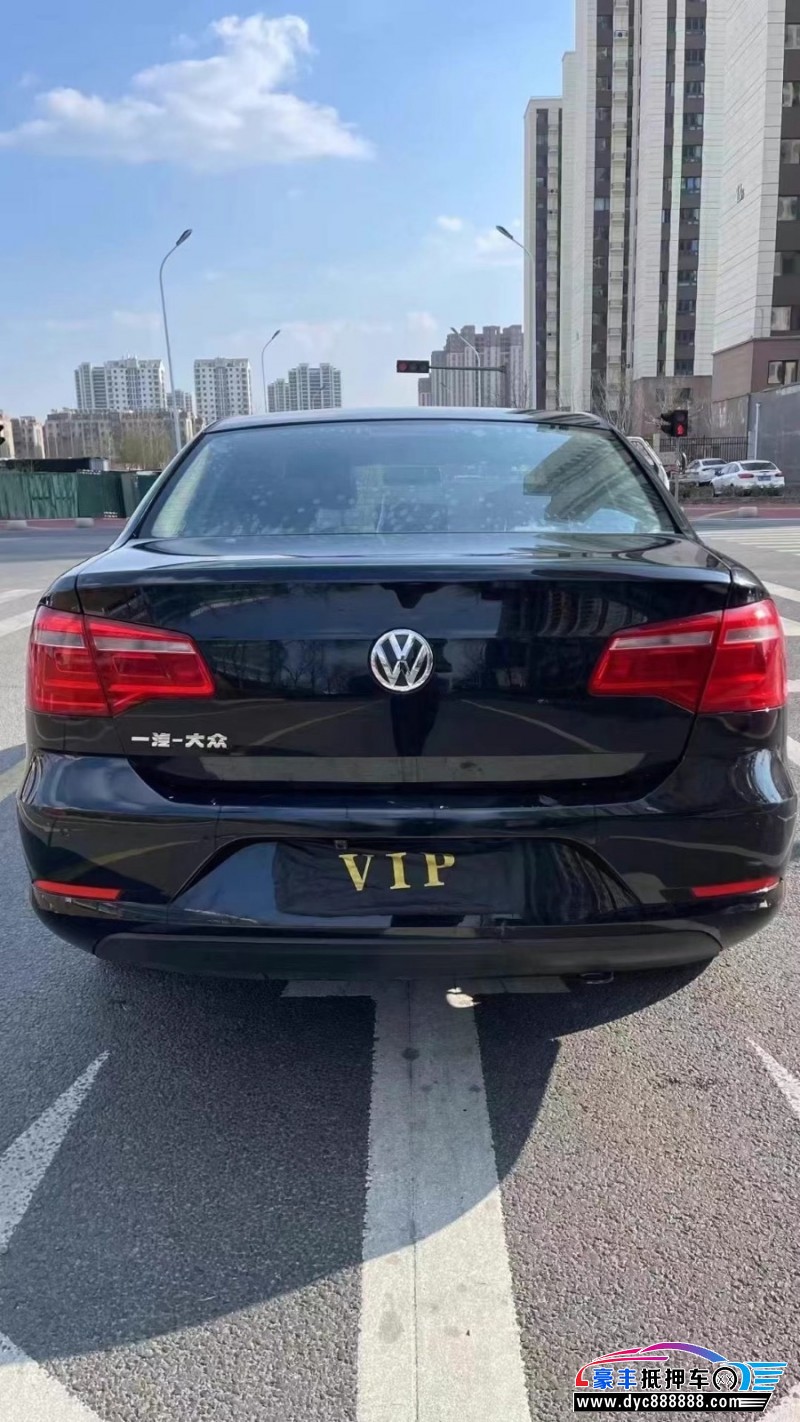 15年大众宝来轿车抵押车出售