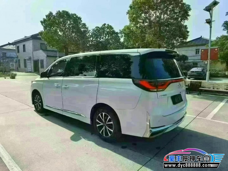 23年传祺M8轿车抵押车出售