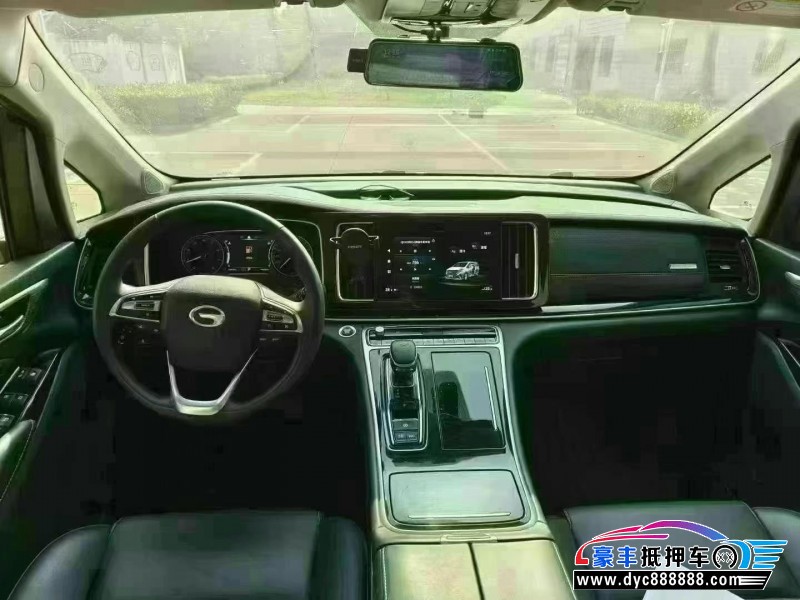 23年传祺M8轿车抵押车出售