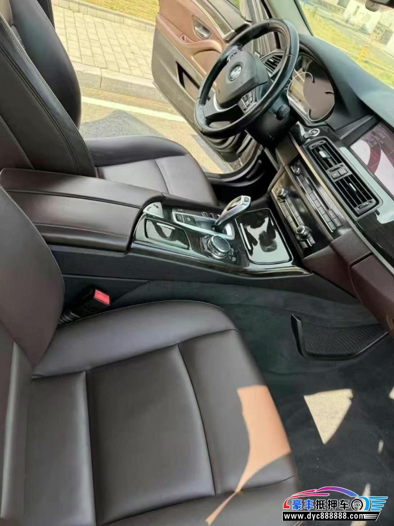 16年宝马5系轿车抵押车出售