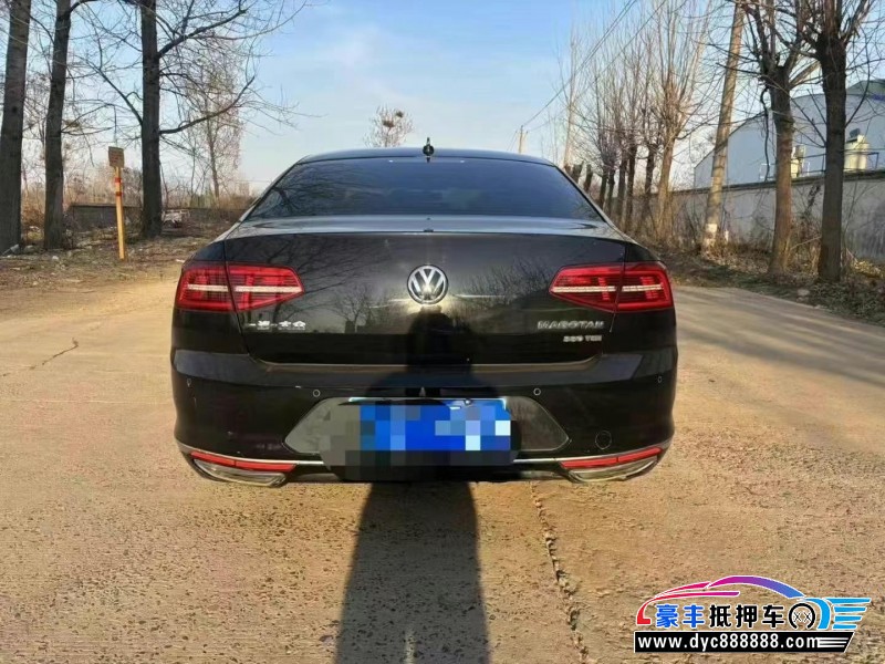 18年大众迈腾轿车抵押车出售