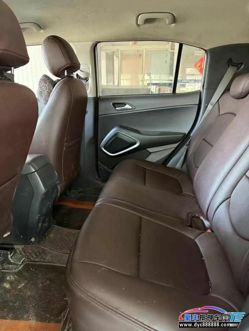 18年现代ix35轿车抵押车出售