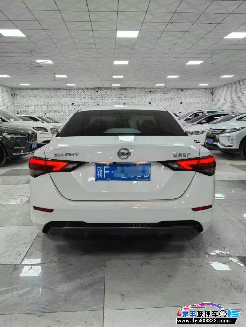 22年日产轩逸轿车抵押车出售