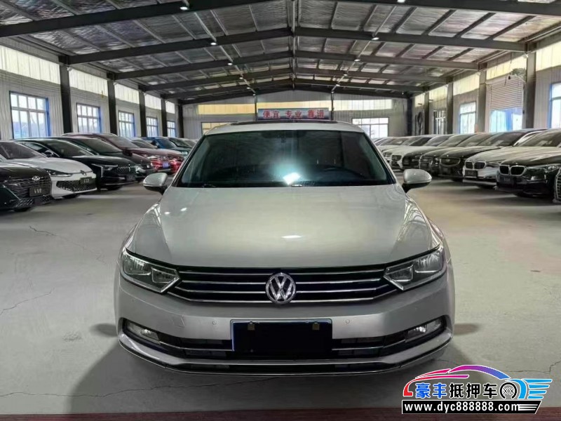 17年大众迈腾轿车抵押车出售