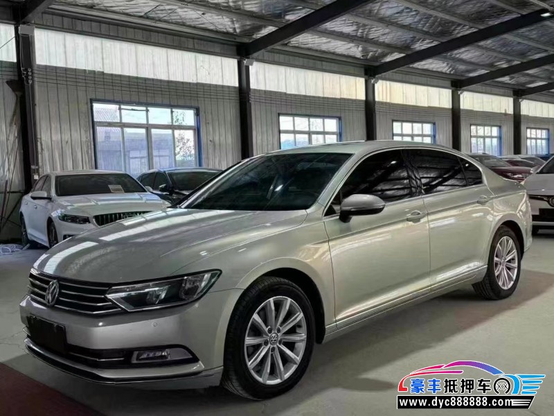 17年大众迈腾轿车抵押车出售