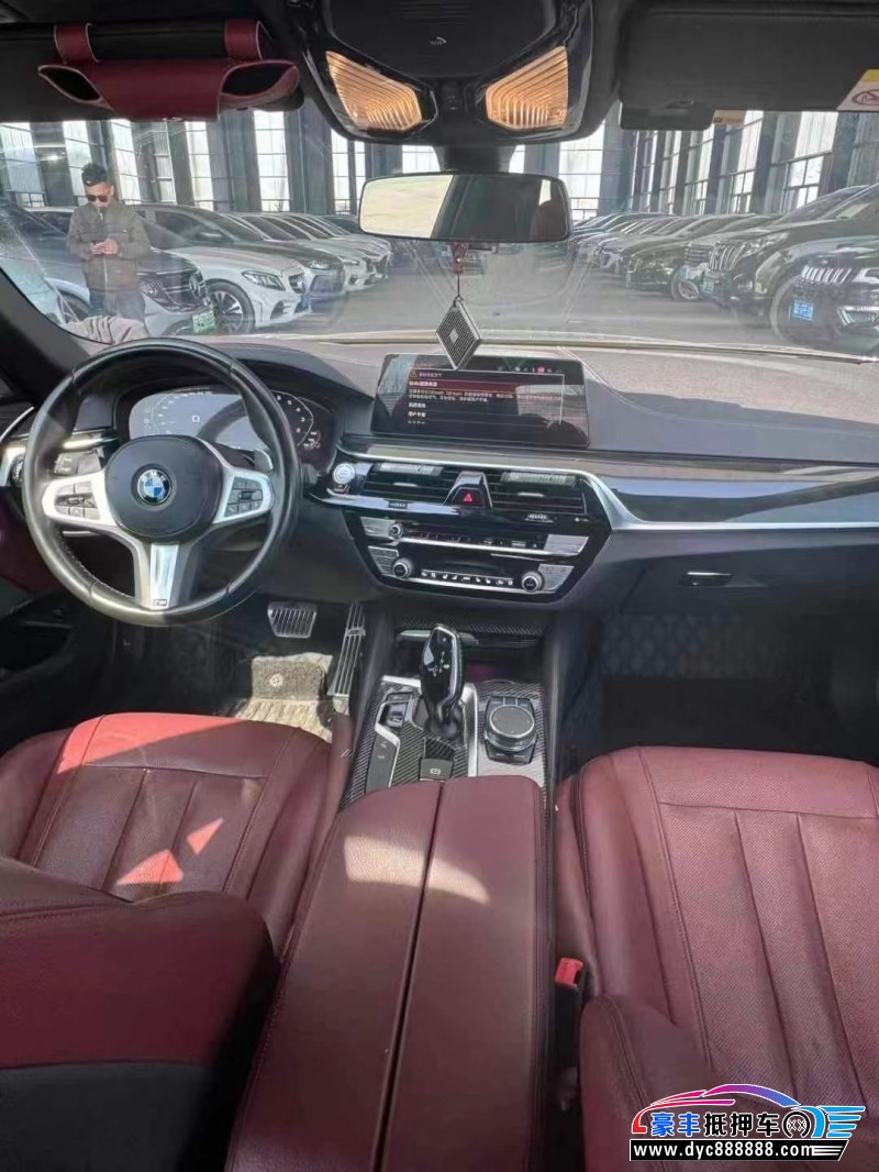 20年宝马5系轿车抵押车出售