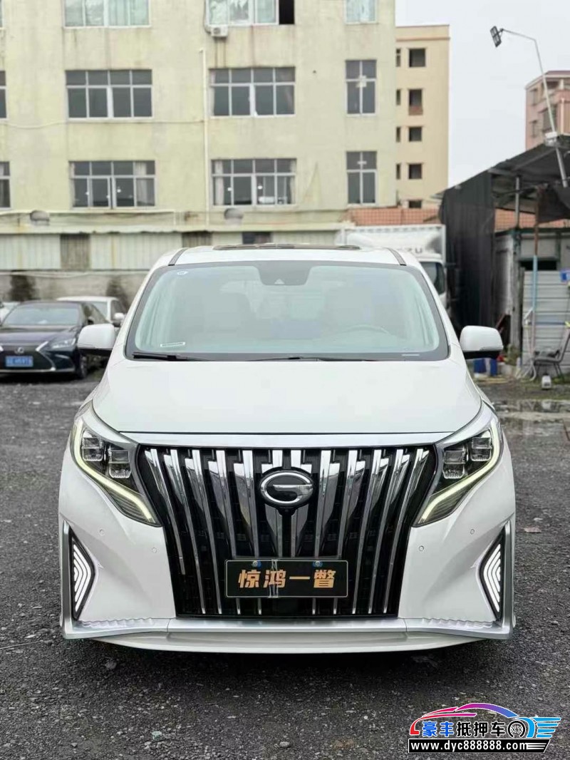 19年传祺M8轿车抵押车出售