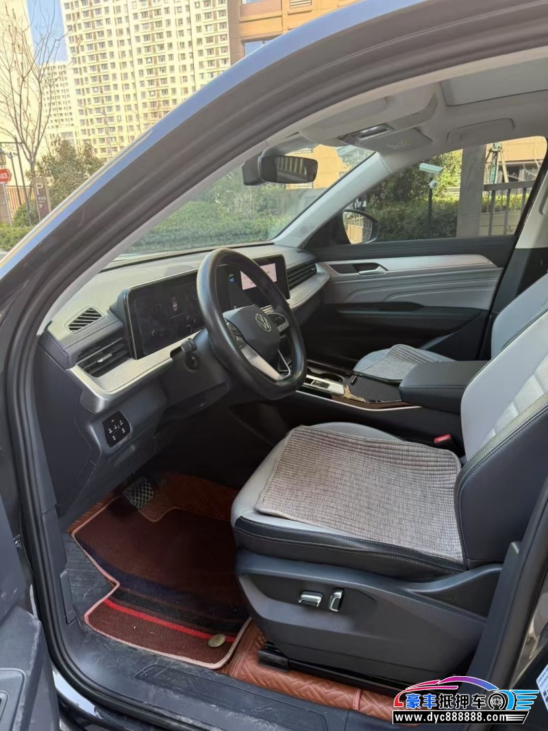 23年大众揽巡轿车抵押车出售