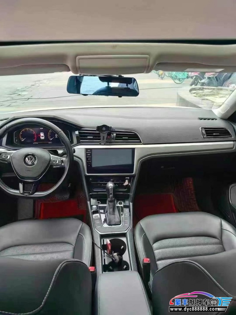 22年大众凌渡轿车抵押车出售