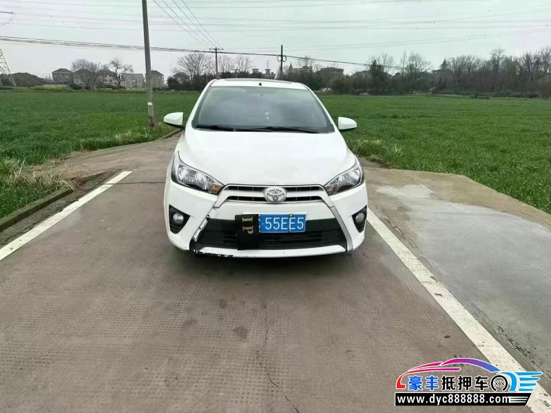 抵押车出售14年丰田YARiS L 致炫轿车