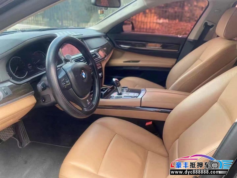 14年宝马7系轿车抵押车出售