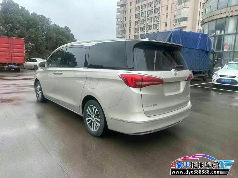 18年别克GL8轿车抵押车出售