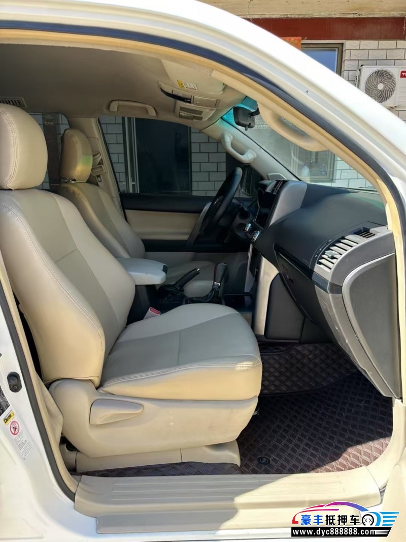 11年丰田普拉多（霸道）轿车抵押车出售