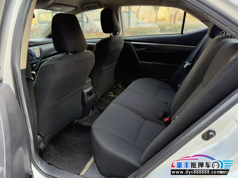 17年丰田卡罗拉轿车抵押车出售