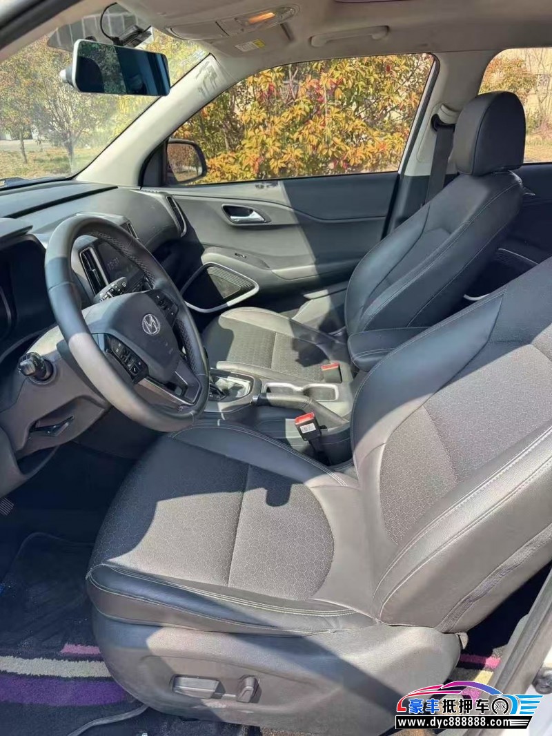 18年现代ix35轿车抵押车出售