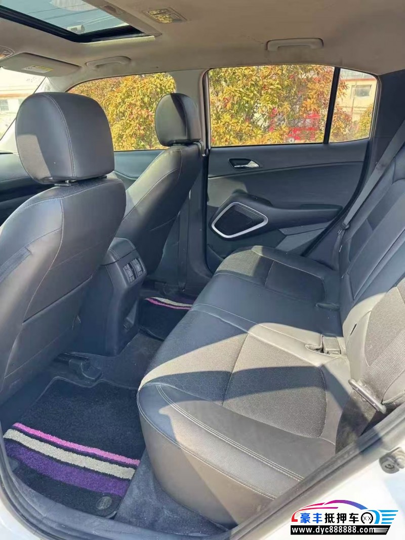 18年现代ix35轿车抵押车出售