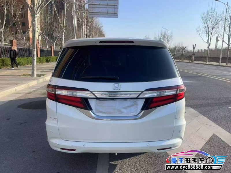 15年本田奥德赛轿车抵押车出售