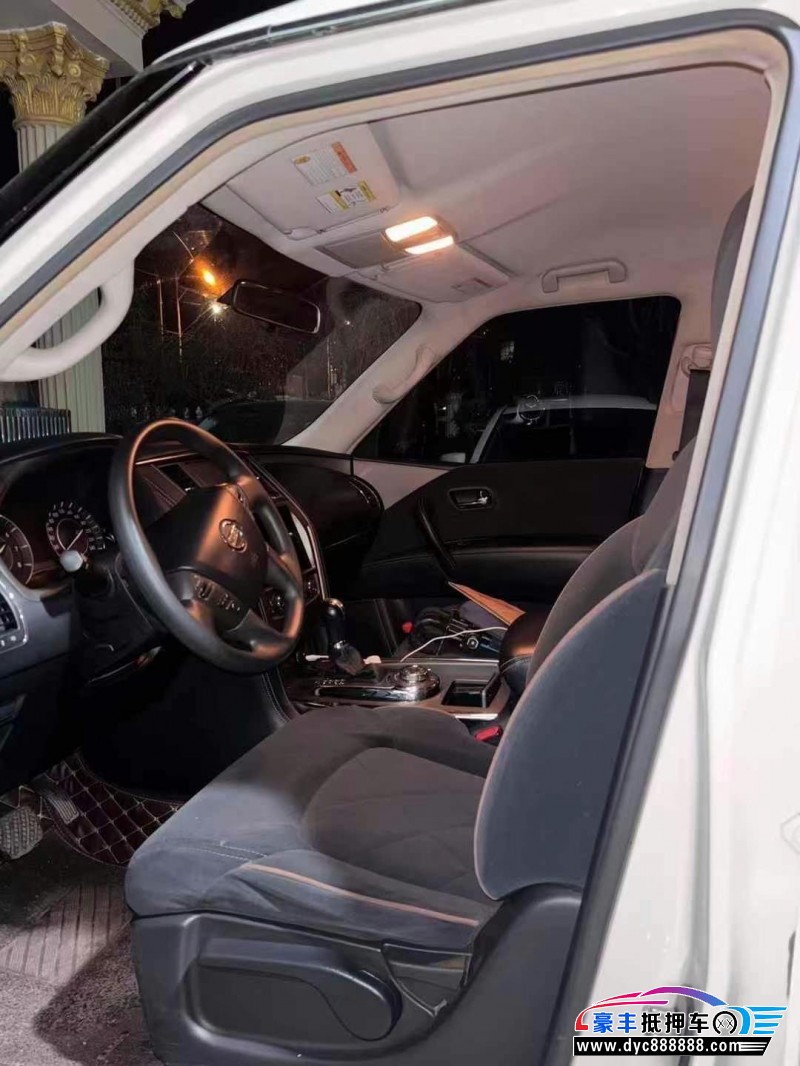 18年日产途乐轿车抵押车出售