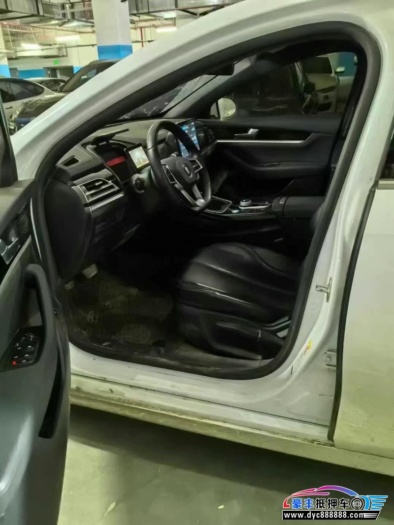 24年比亚迪秦轿车抵押车出售