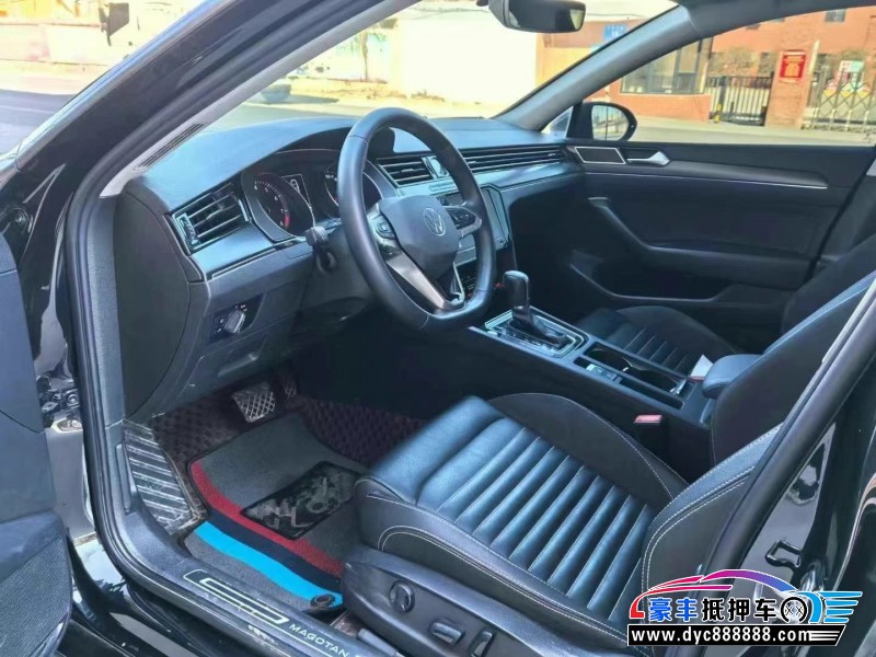 22年大众迈腾轿车抵押车出售