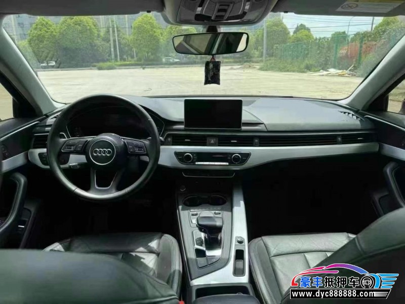 20年奥迪A4L轿车抵押车出售