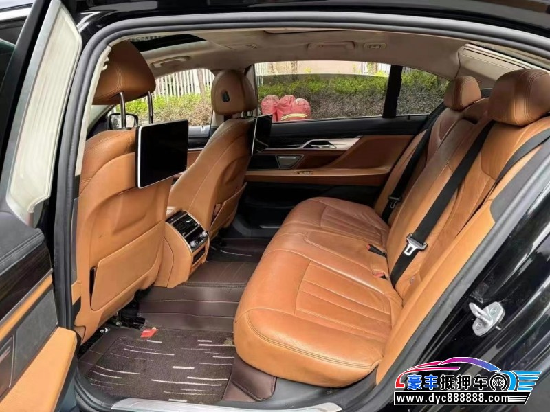 18年宝马7系轿车抵押车出售