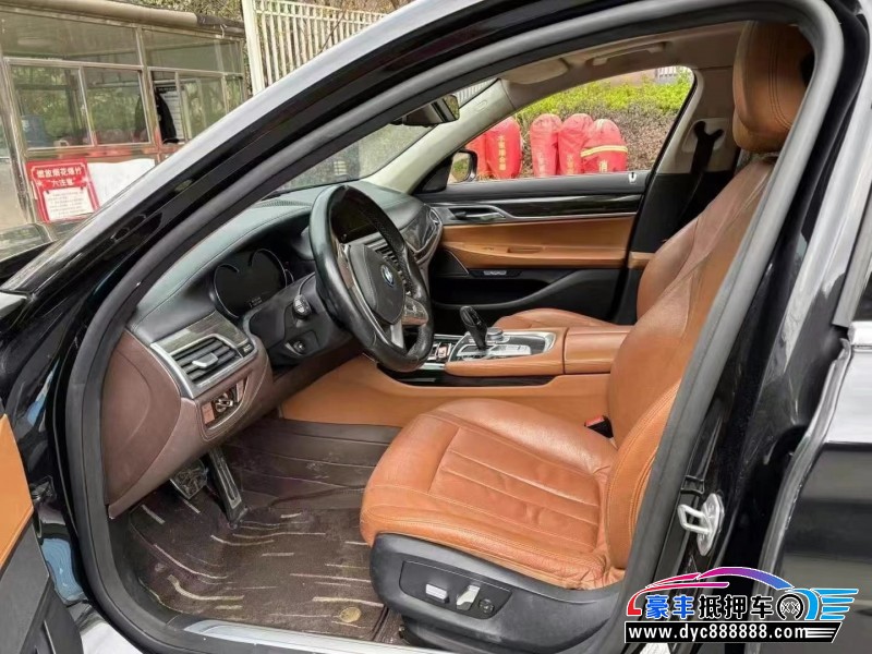 18年宝马7系轿车抵押车出售