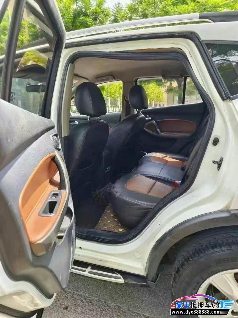 15年海马S5轿车抵押车出售