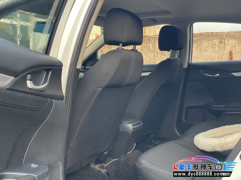 16年本田思域轿车抵押车出售