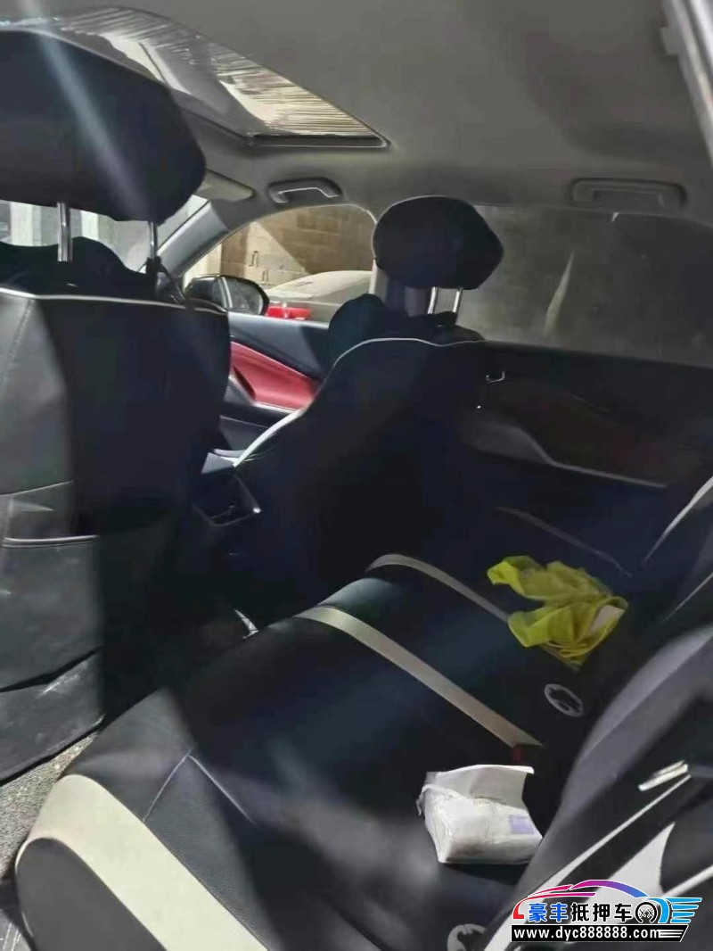 21年宝骏RC5轿车抵押车出售