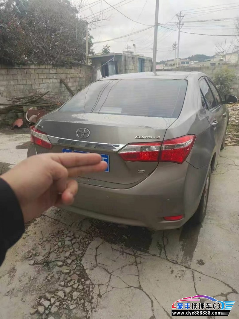 16年丰田卡罗拉轿车抵押车出售