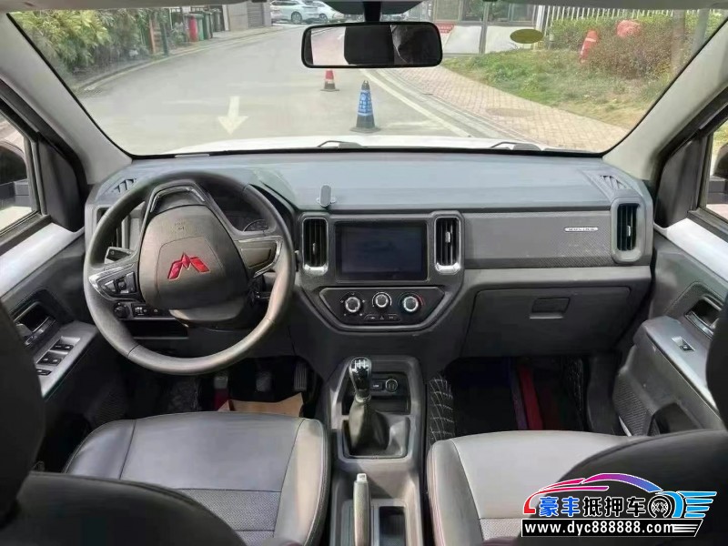 21年五菱汽车五菱征途轿车抵押车出售