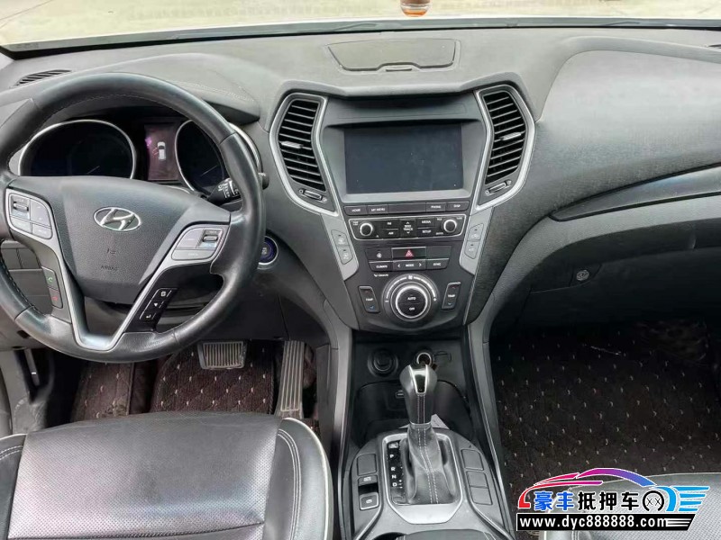 17年现代全新胜达SUV抵押车出售