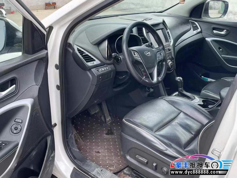 17年现代全新胜达SUV抵押车出售