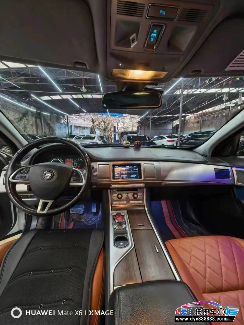 15年捷豹XF轿车抵押车出售